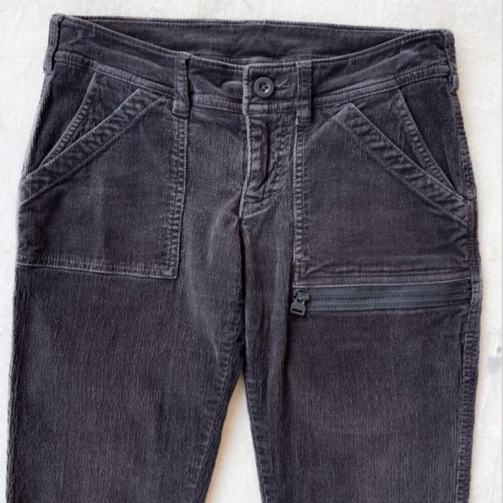 THE NORTH FACE LOW RISE CORDUROY PANTS /Grey/Size 8